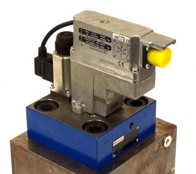 Предлагаю Ремонт сервоклапан пропорциональный клапан servo proportional valve Vickers BOSCH REXROTH электроники